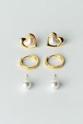 Pearl & Gold Earring Set