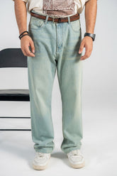 Straight-Fit Jeans