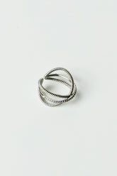 Criss-Cross Ring