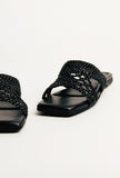 Minimal Flat Sandals