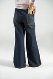 Easy Wide Leg Jeans